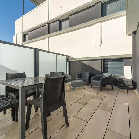à 200m De L'océan Avec Terrasse Et Parking - Fr-1-50-157 * Mimizan
