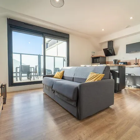 A 200m De L'ocean Avec Terrasse Et Parking - Fr-1-50-157